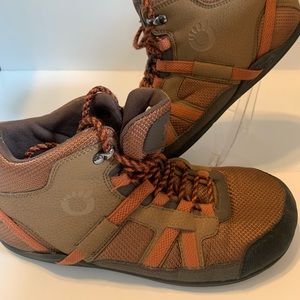 Xero boots, mens size 10